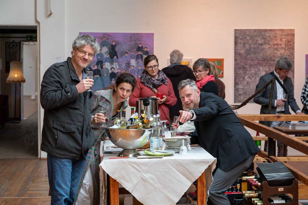 Albrecht Fersch und Lilla von Puttkamer (links) Vernissage Friese Decken
